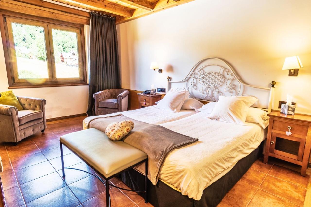 Mauberme Mountain Boutique Hotel Salardú Esterno foto