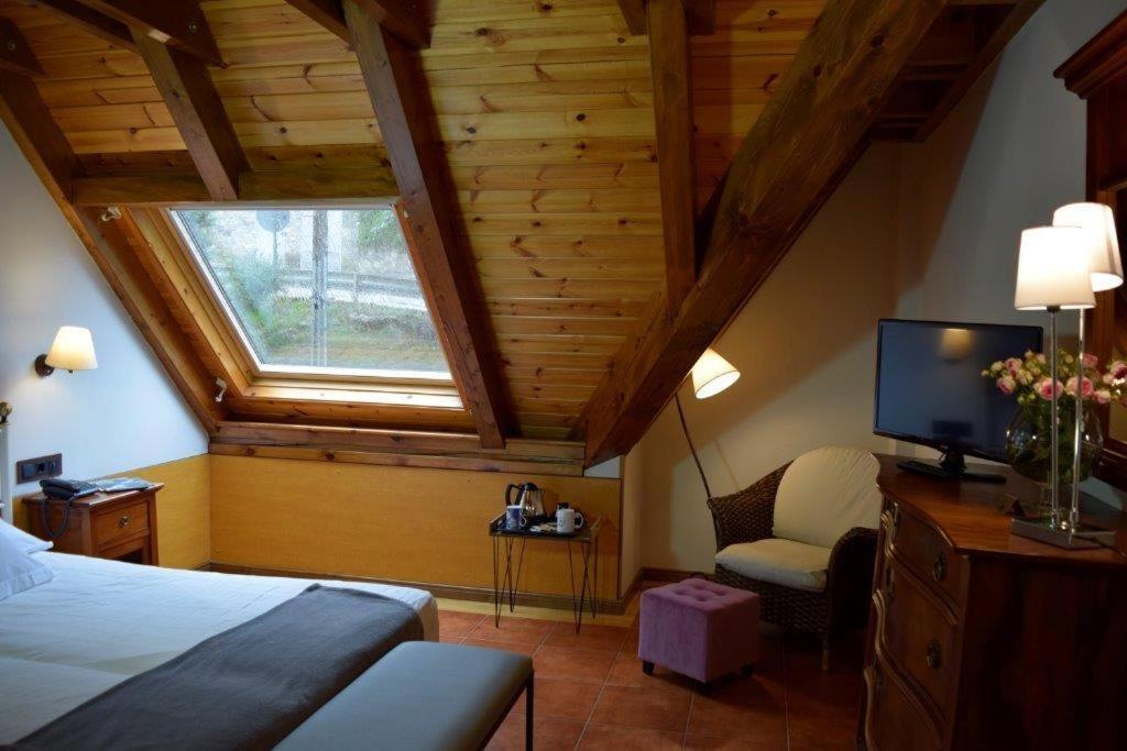 Mauberme Mountain Boutique Hotel Salardú Esterno foto