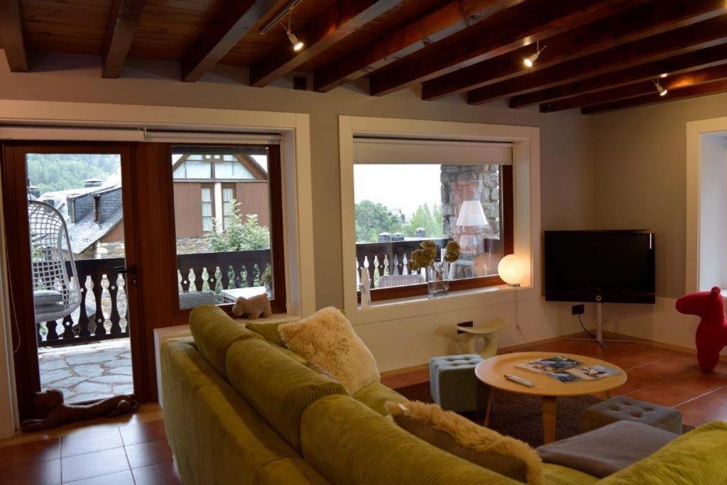 Mauberme Mountain Boutique Hotel Salardú Esterno foto
