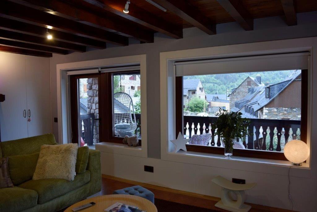 Mauberme Mountain Boutique Hotel Salardú Esterno foto