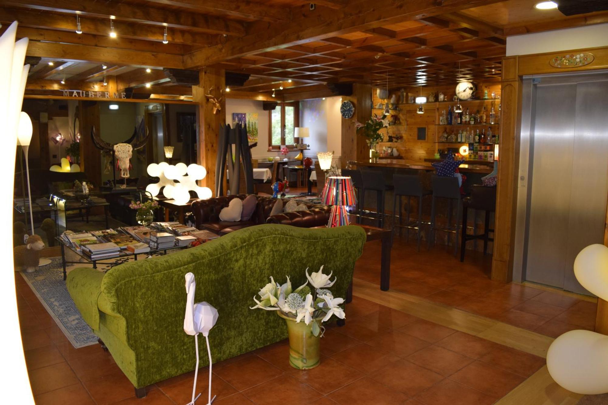 Mauberme Mountain Boutique Hotel Salardú Esterno foto