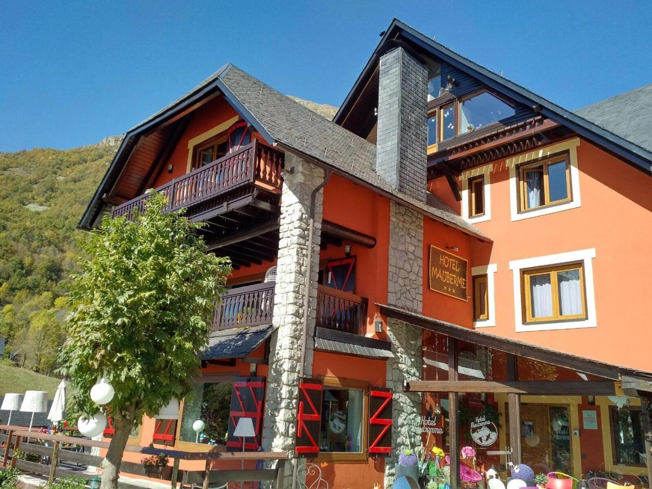 Mauberme Mountain Boutique Hotel Salardú Esterno foto